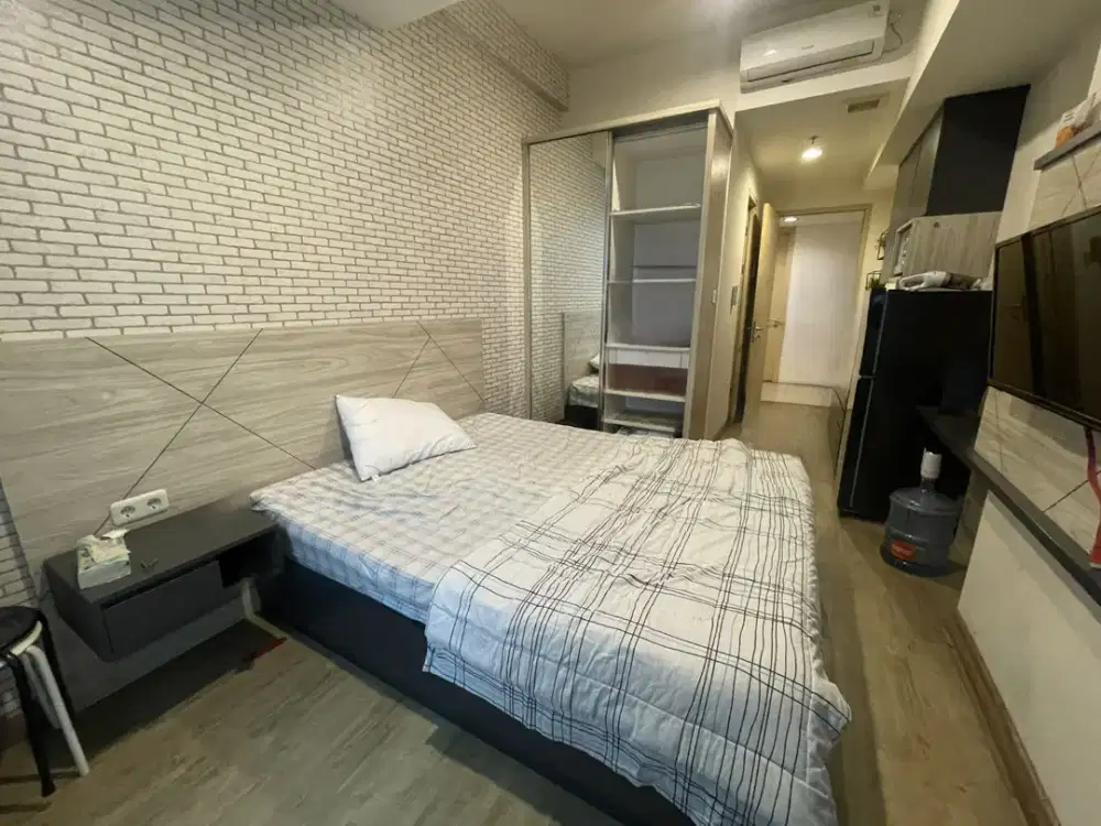 DIJUAL APARTEMEN TIPE STUDIO TREEPARK LANTAI RENDAH SIAP HUNI