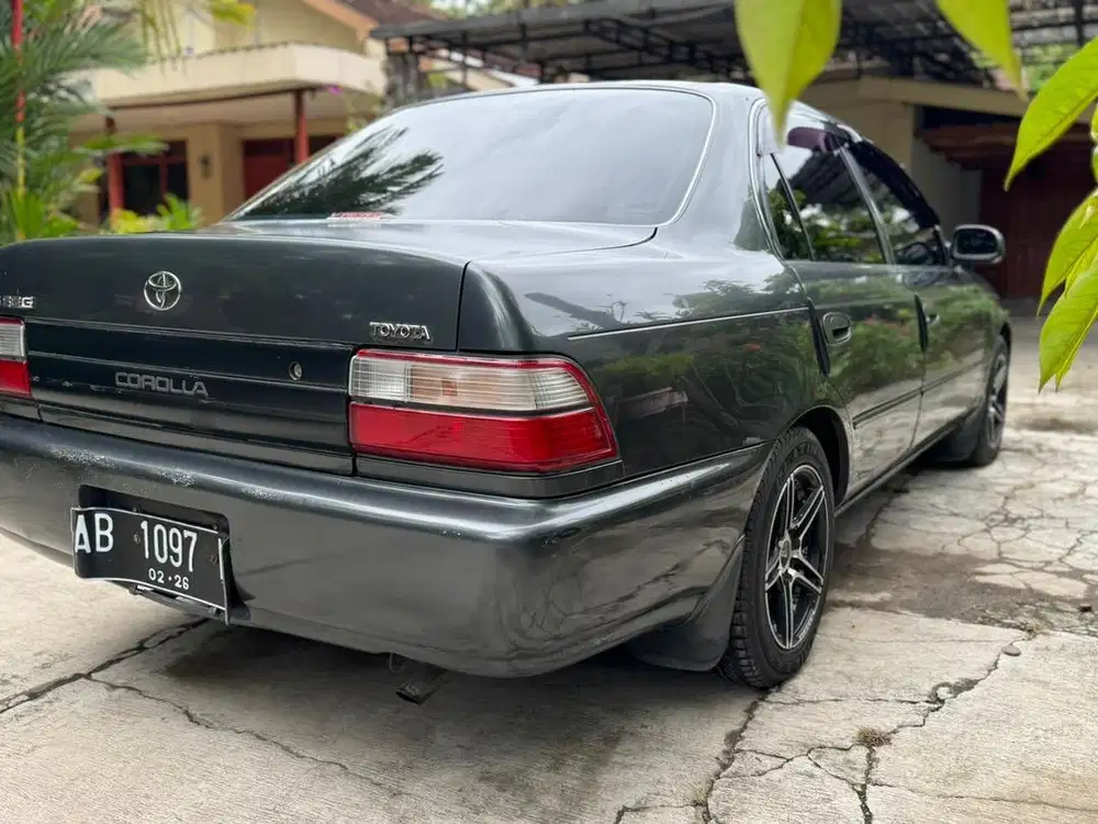 GREAT COROLLA ABU ISTIMEWA PLAT AB