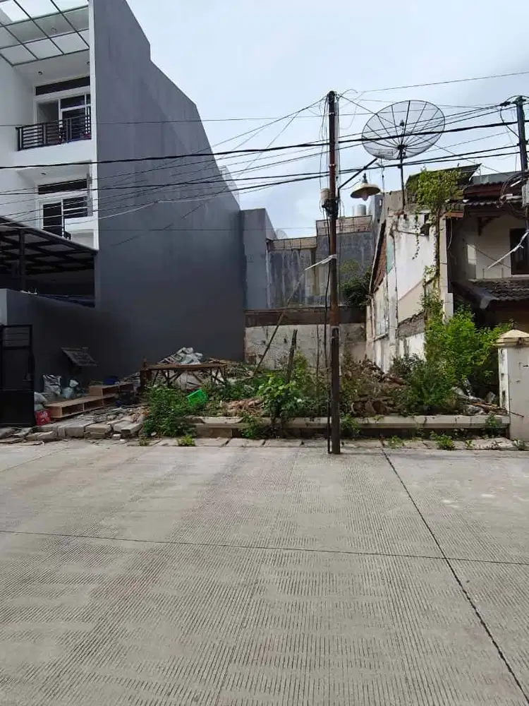 Tanah Taman Ratu jalan depan lebar lokasi strategis Jakarta barat
