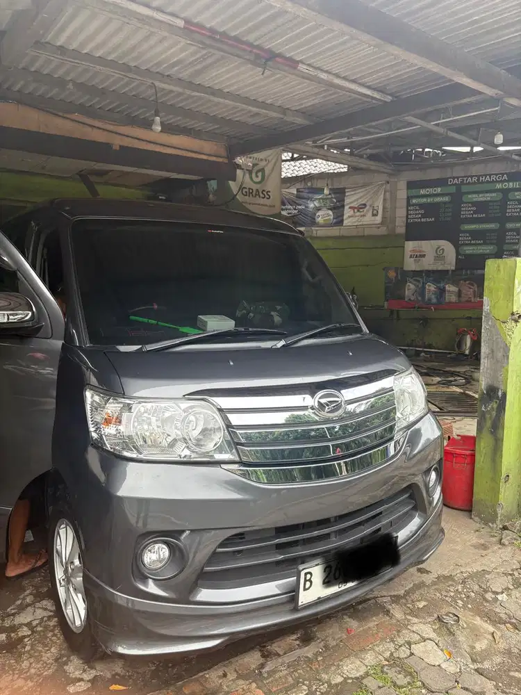 Daihatsu Luxio X Matic 2023 Bensin
