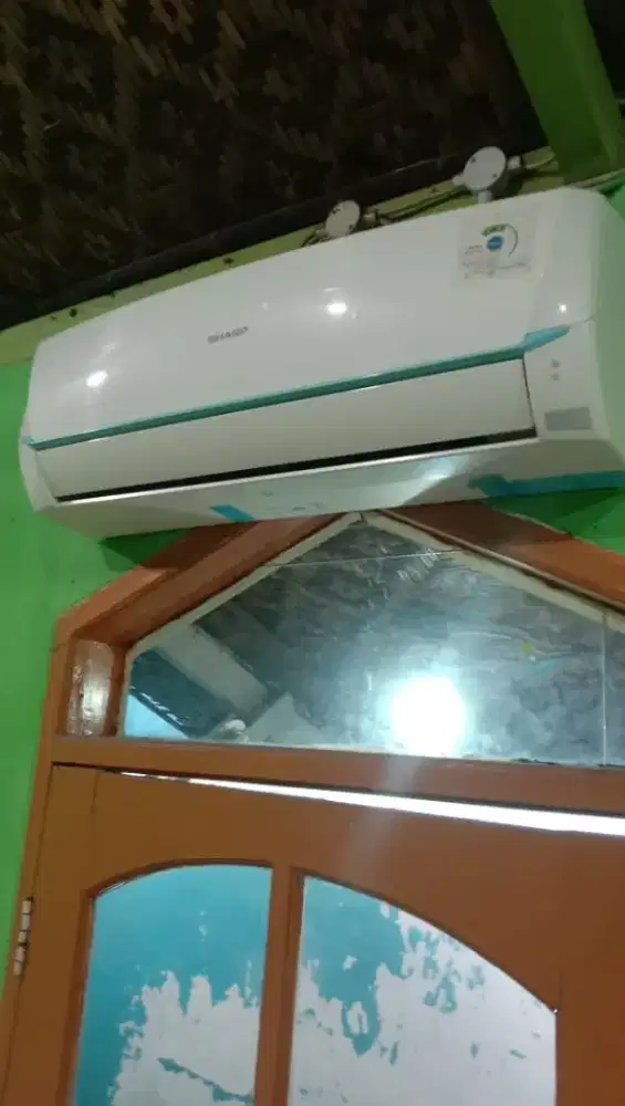 AC Sharp Thailand r32