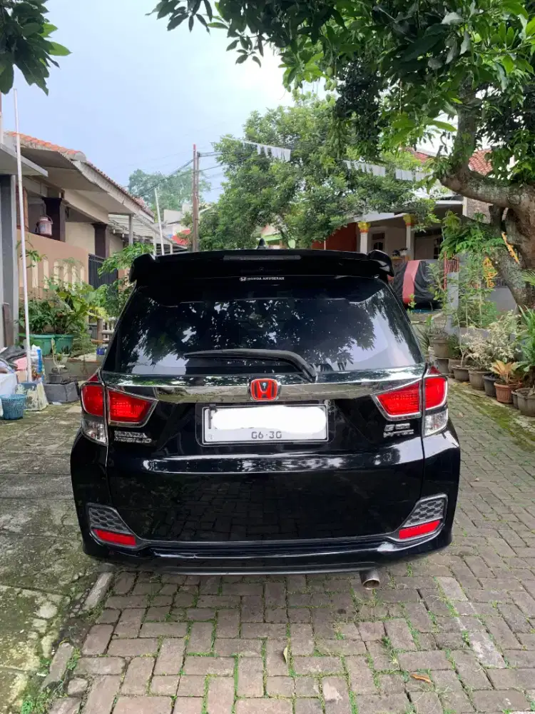 Honda mobilio 2014 matic pajak on unit pribadi