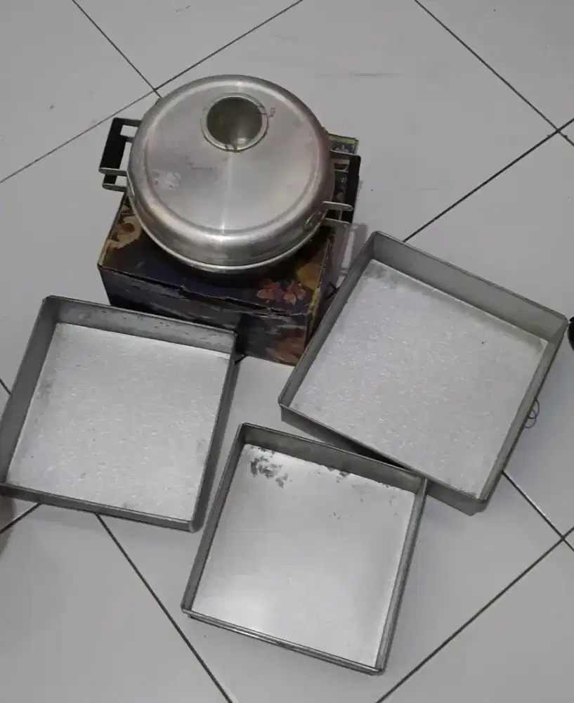 Orchid loyang set panggang bolu 22cm dan 3 set loyang kotak