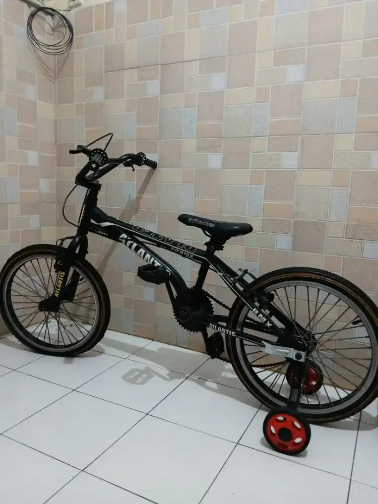 Sepeda BMX Atlantis
