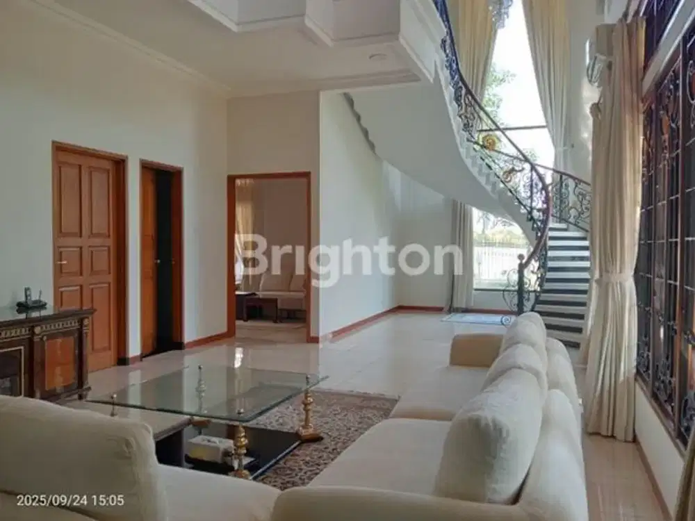 MEWAH Graha Family Cluster terbaik Surabaya Barat