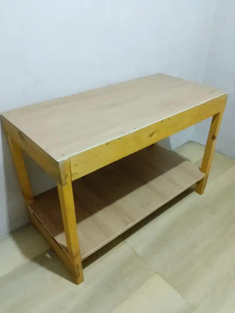 Meja Multi Serbaguna