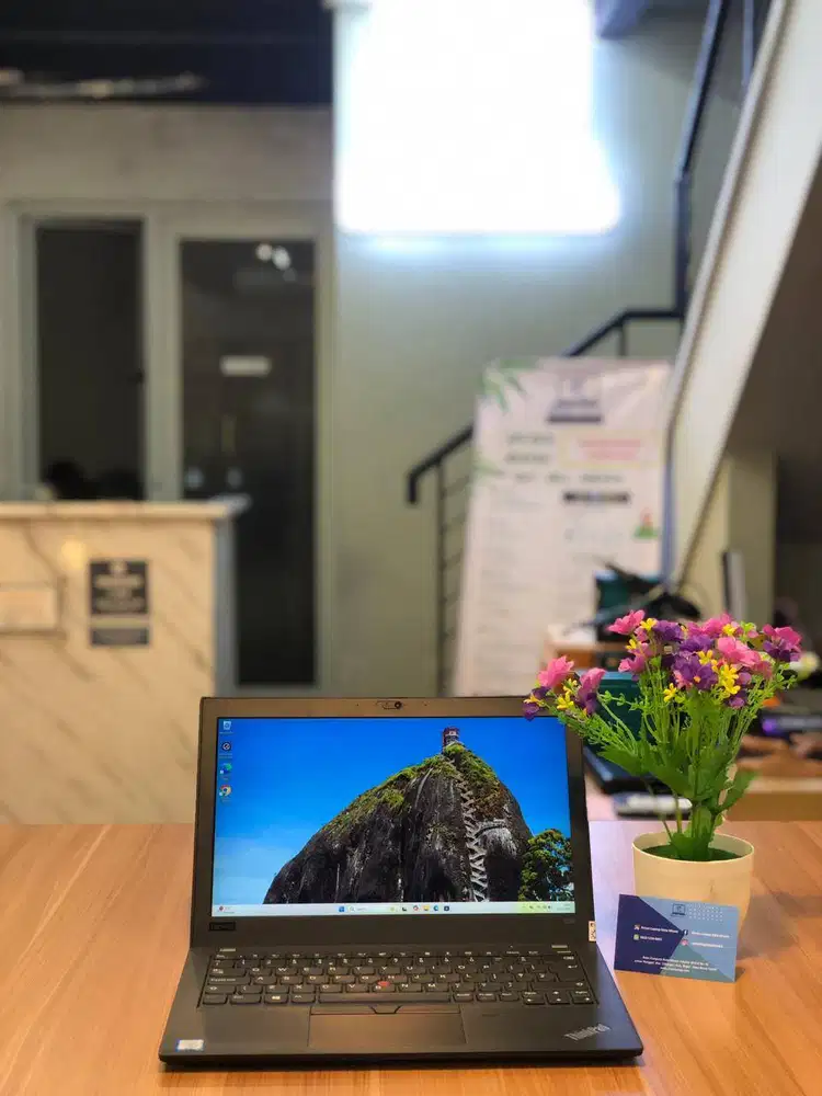 LENOVO THINKPAD I5 RAM 8/256 TC INTEL UHD GRAPHIC 620 BEKAS SECOND