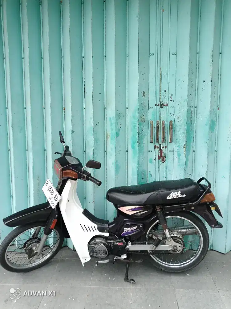 Suzuki RC 100 lengkap