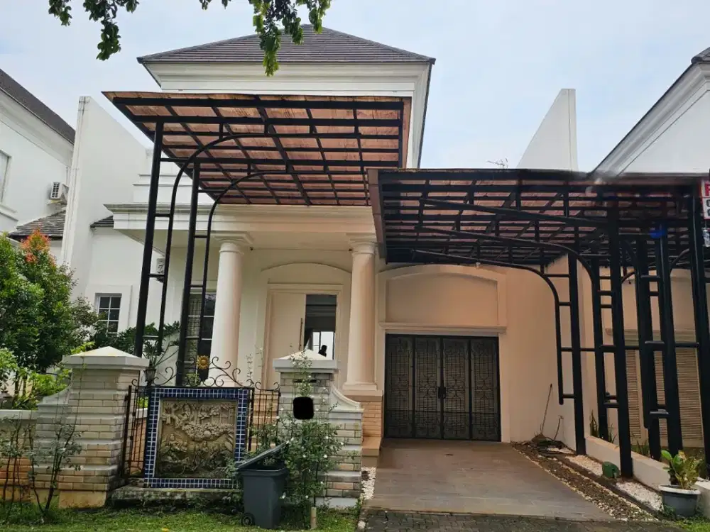 Rumah 2 lantai 4+1 kamar furnish kolam renang di Depark
