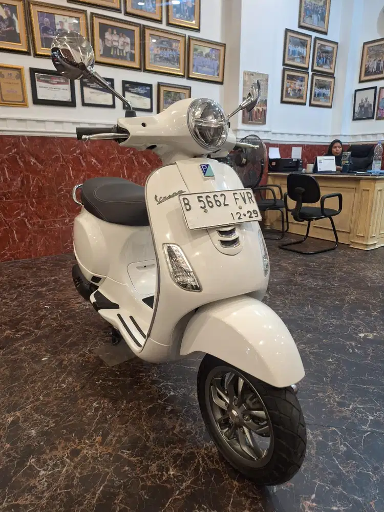 Hub ima • dp 500rb Vespa LX 125 i get 2024 . Bisa Co payment di Shope