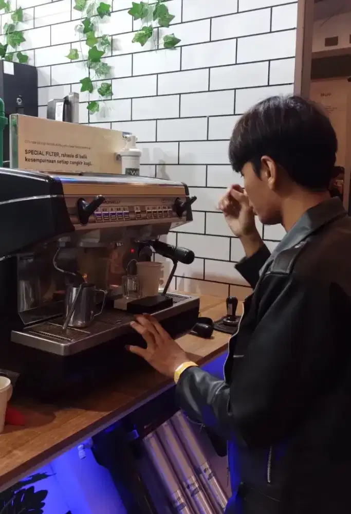 butuh Barista siap kerja