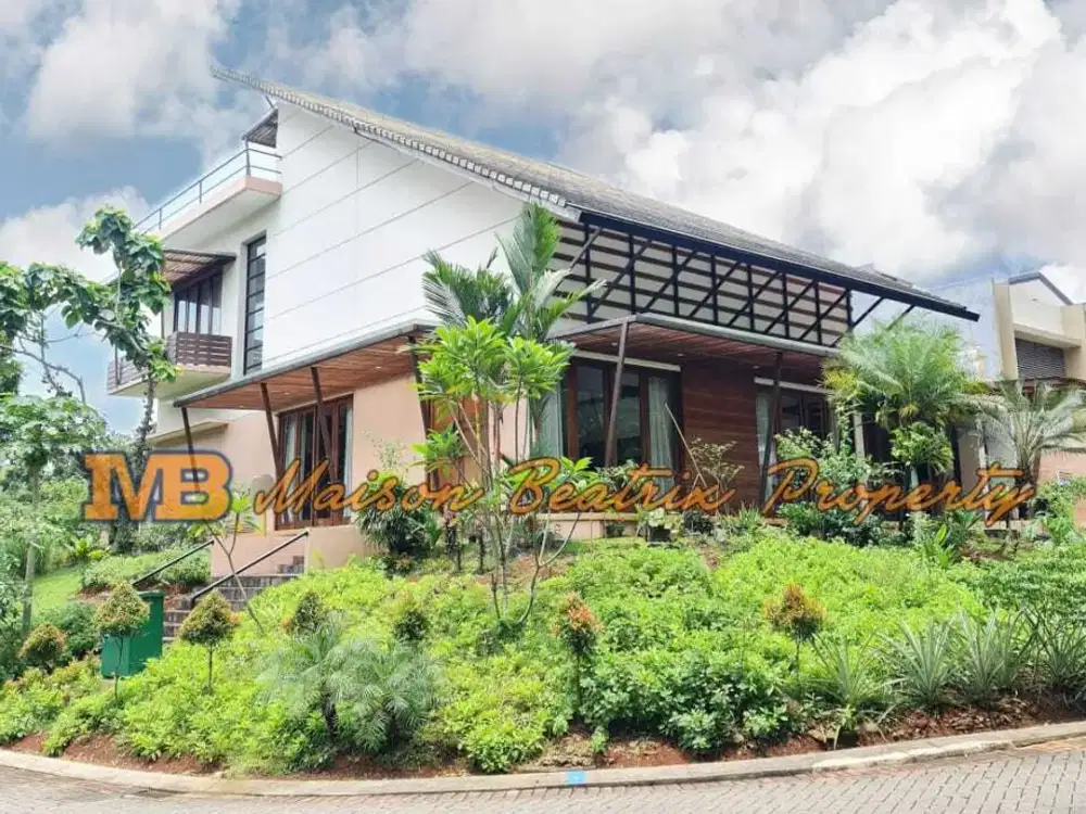 RUMAH MEWAH TERAWAT SIAP HUNI ADA PRIVATE ROOFTOP DI GREENCOVE BSD