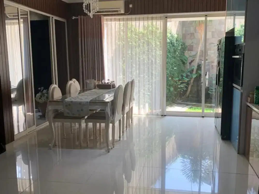 Rumah Luas Siap Huni Semi Furnished Area Premium di Kebayoran Garden Bintaro Sektor 7 (SD)