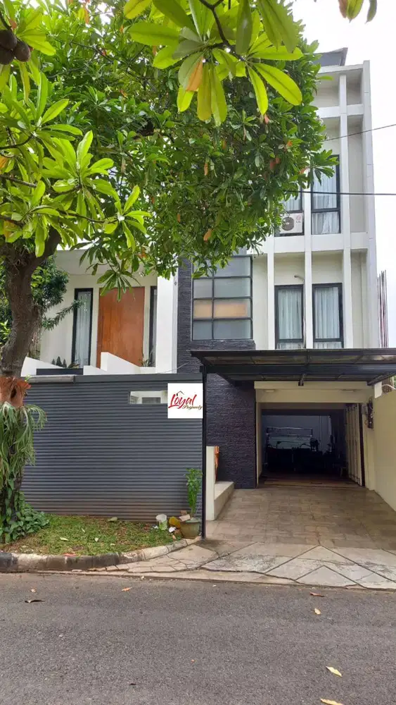 Dijual Cepat Rumah di Pondok Indah Jakarta Selatan