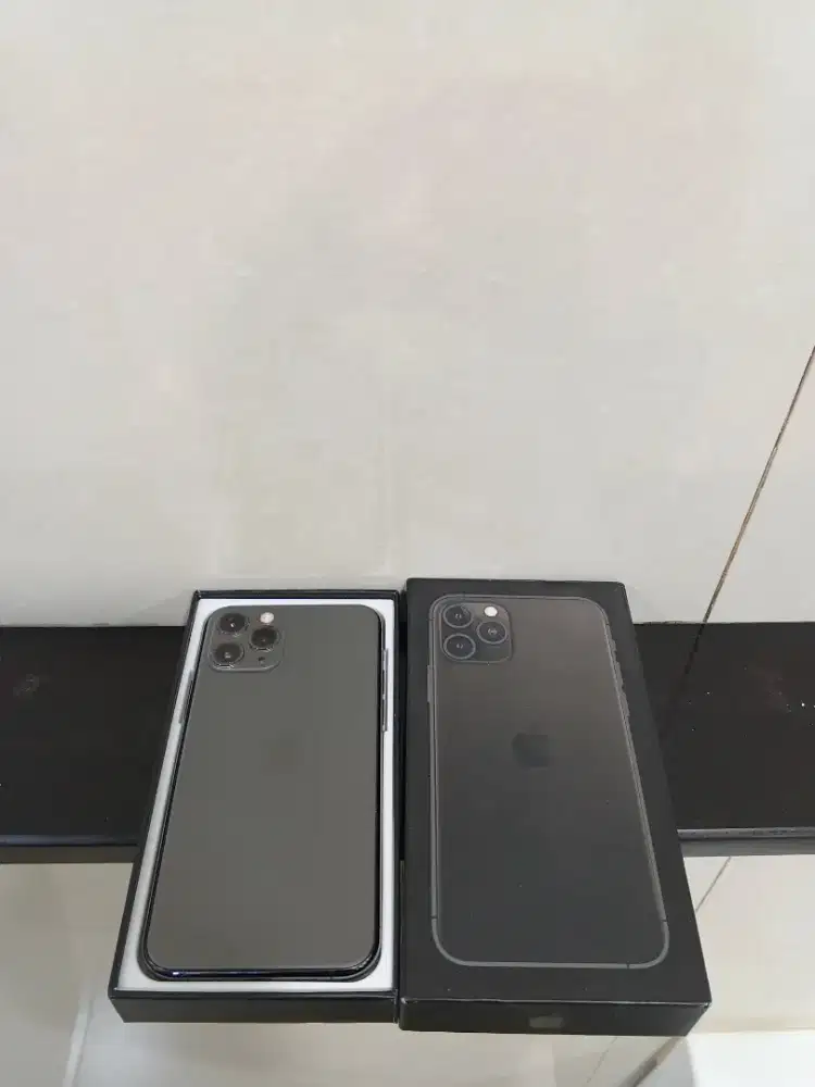 iphone 11 pro 256gb saya jual baru