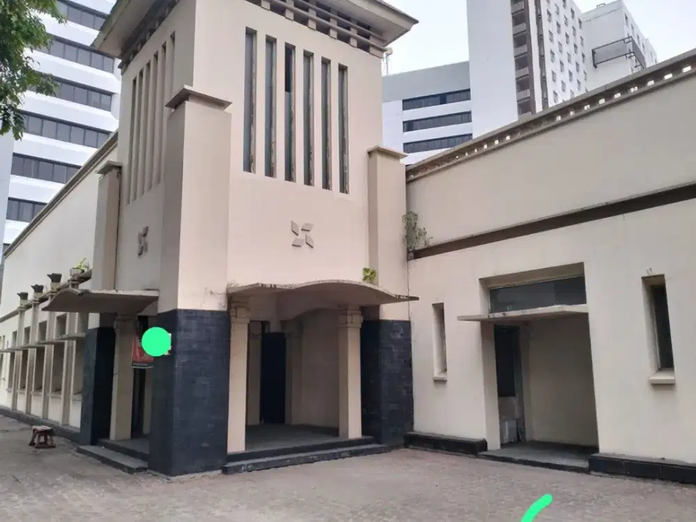 Disewakan Tempat Usaha Komersial Surabaya Pusat - Jl. Panglima Sudirman Surabaya