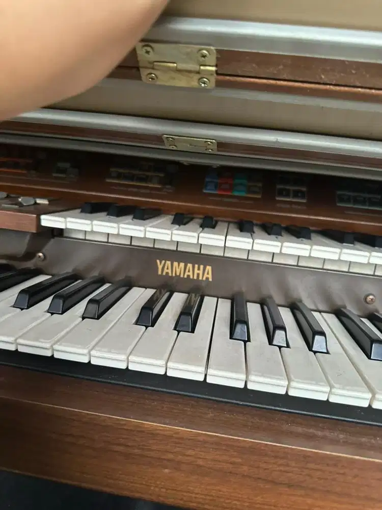 Yamaha Electone FE-50