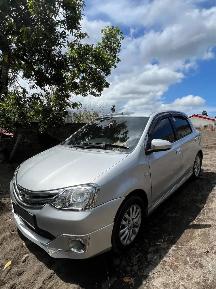 Etios Valco 2016 Manual