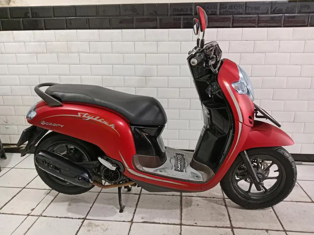 Honda scoopy 2019 mesin halus terawat