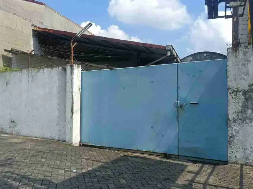DIJUAL GUDANG RAYA MASTRIP KEBRAON SURABAYA