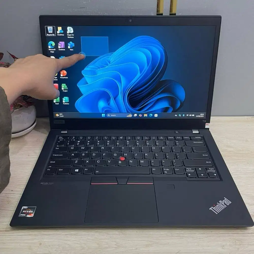 LAPTOP LENOVO THINKPAD T14 RYZEN 5 4650U LAYAR NON TOUCHSCREEN DL-ETM