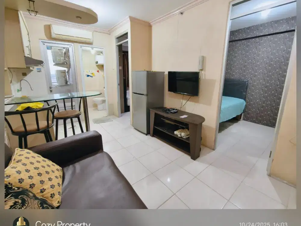 DISEWAKAN FREE IPL MURAH APARTEMEN 2 KMR GADING NIAS EMERALD FURNISH