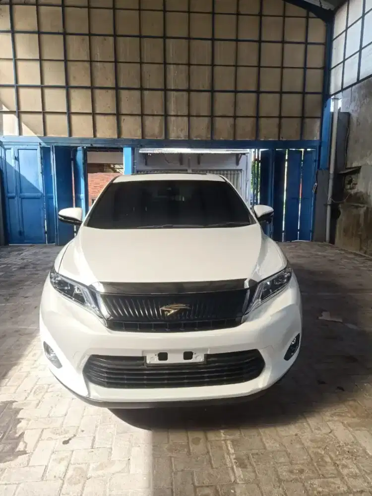 Toyota Harrier 2014 2.0 AT