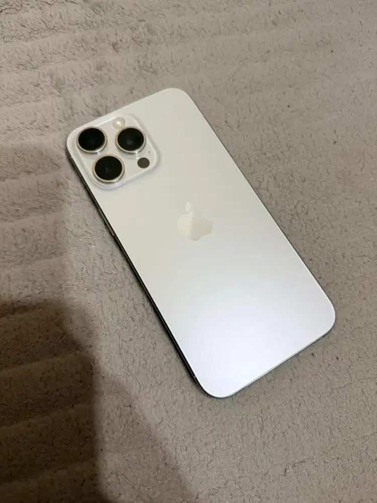 Iphone 15 pro max 256gb white titanium ex blibli