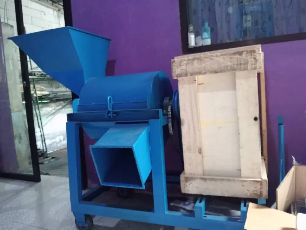 Mesin Pencacah Kotoran Hewan (KOHE) | Mesin Giling Kompos