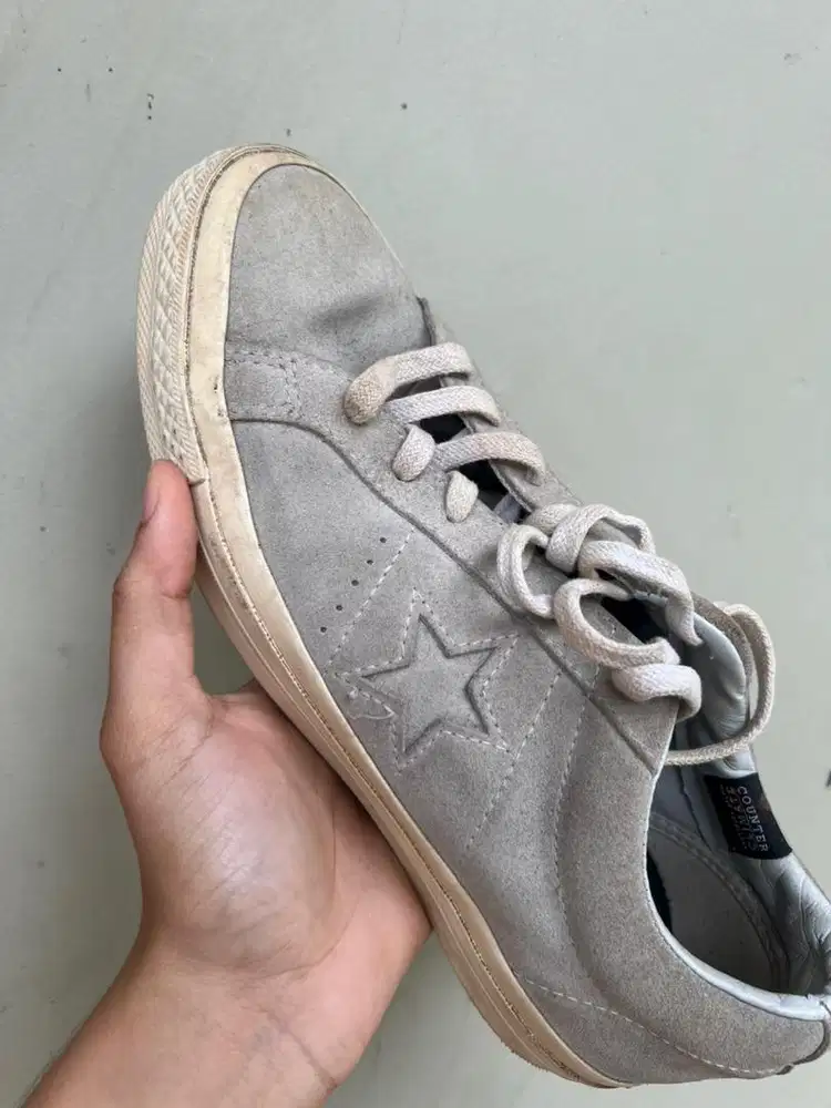 Sepatu suede convers ori