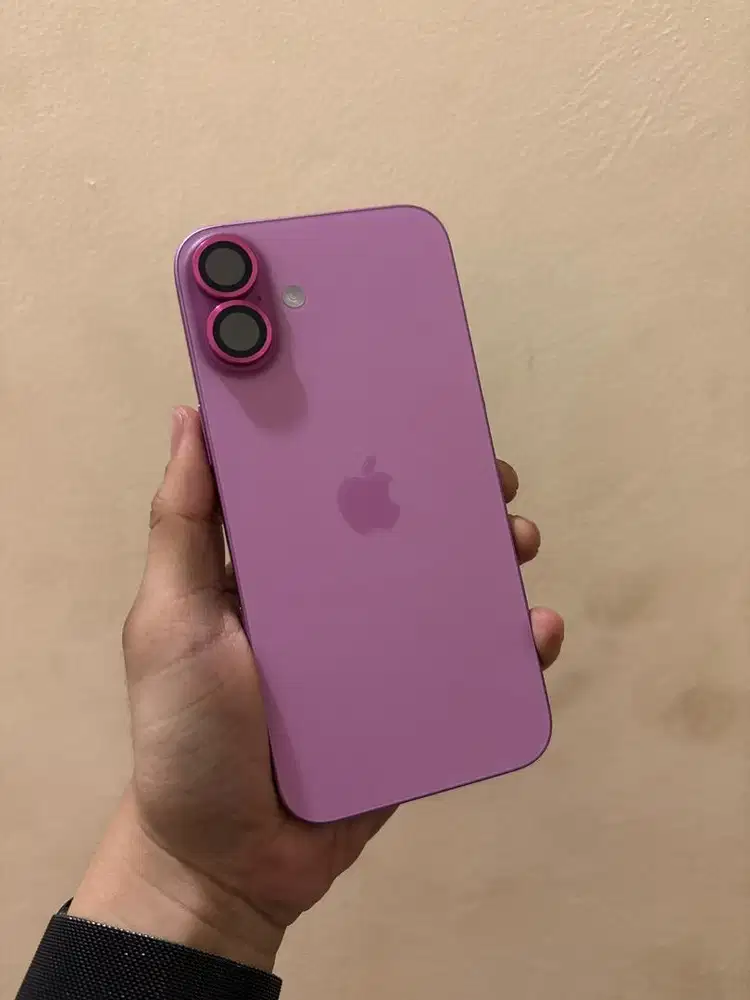 Iphone 16 plus 256GB ibox pink bh 100% garansi on 2026