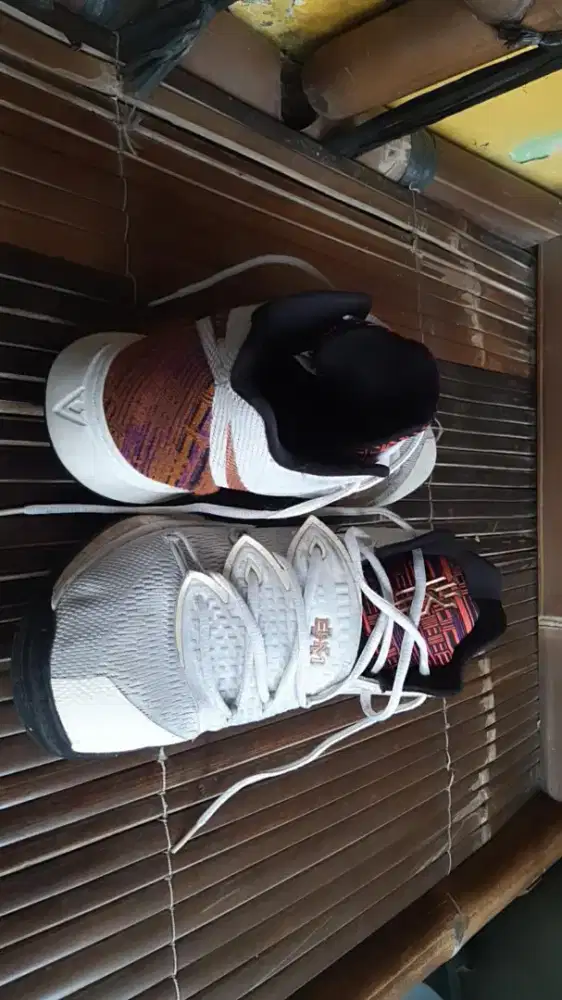 jual bu Nike Kyrie 5