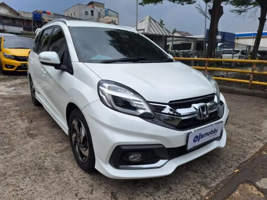 LOW DP Honda Mobilio 1.5 RS Bensin-AT 2015 EYG