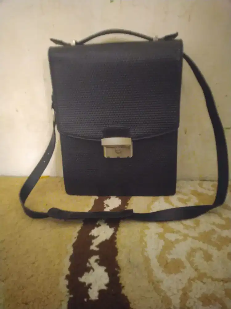 Jual tas secend brand a.testoni