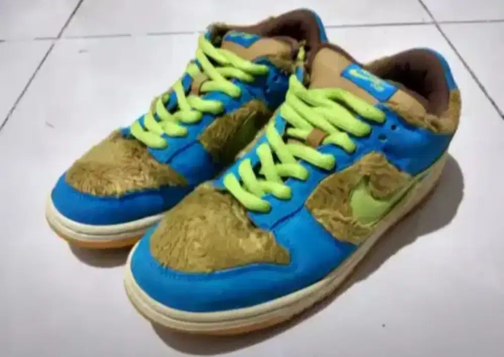 NIKE DUNK LOW PREMIUM SB BABY BEAR