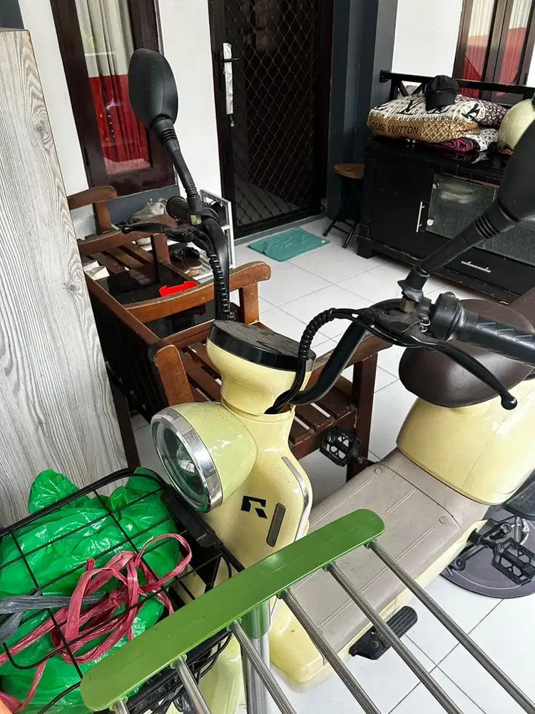 Sepeda Listrik Rubick (hanya body)