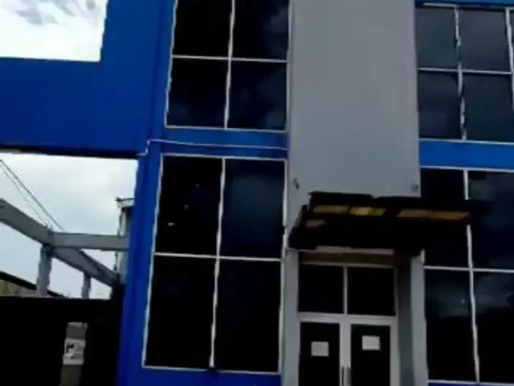 Gudang pinggir jalan raya Cisauk akses kontainer 40 feet