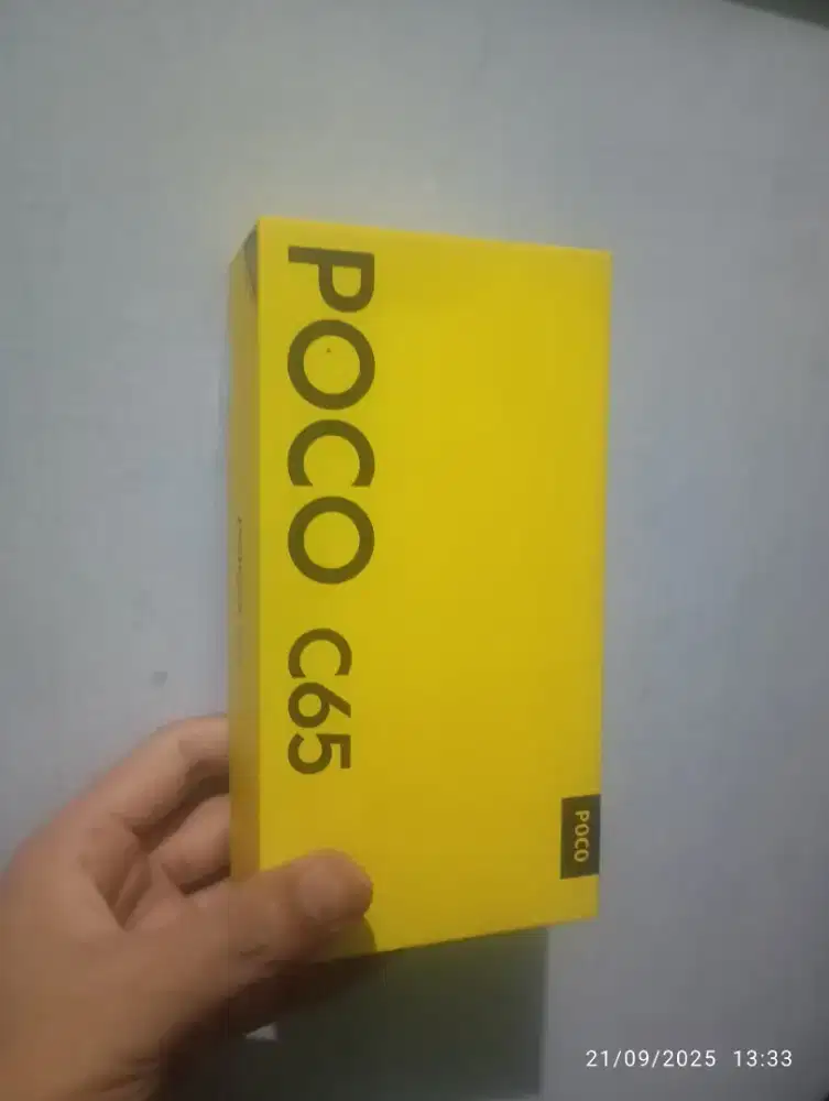 HP Poco C65 bekas