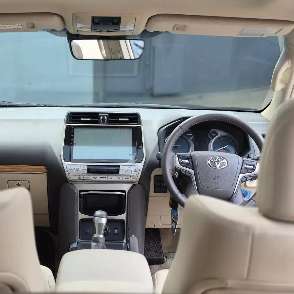 Toyota LC Prado 2.7 TX Limited 2023 Black Edition seperti baru