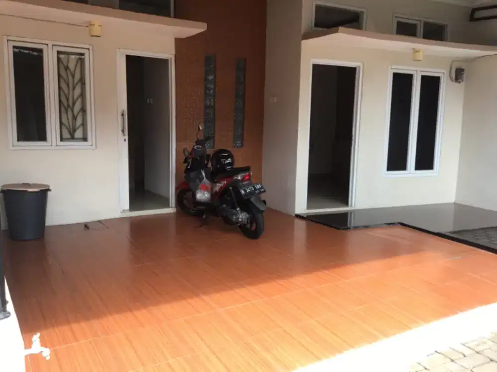 Disewakan rumah di Beji dekat Tol Kukusan