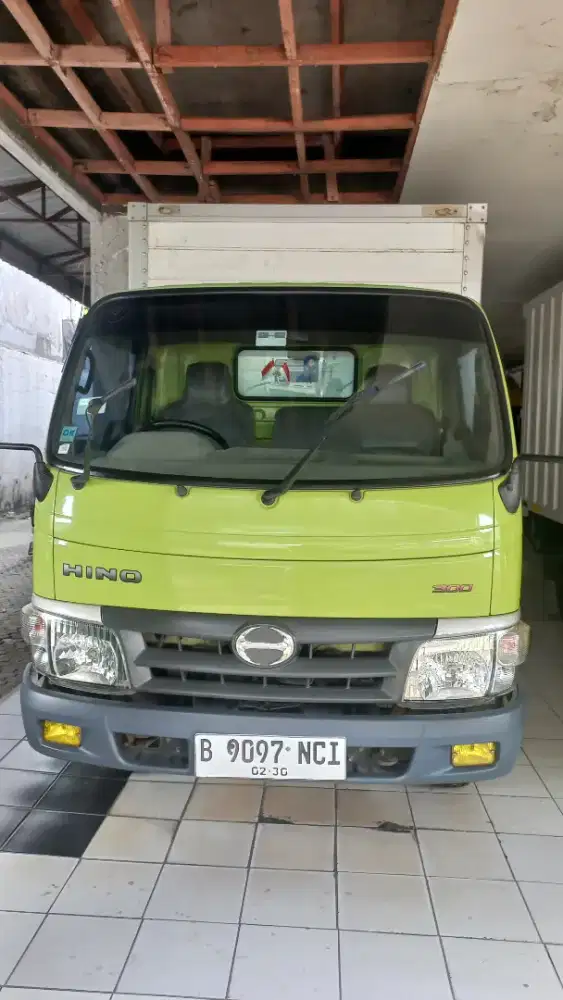 Hino Dutro CDELong
