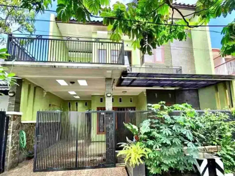 RUMAH DUA LANTAI SULFAT PURWANTORO MALANG