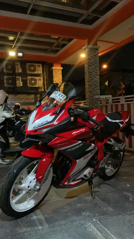 CBR 250RR ABS SP QS/Beby RR