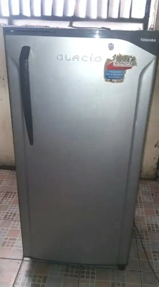 Jual kulkas TOSHIBA GLACIO satu pintu siap untuk d antar