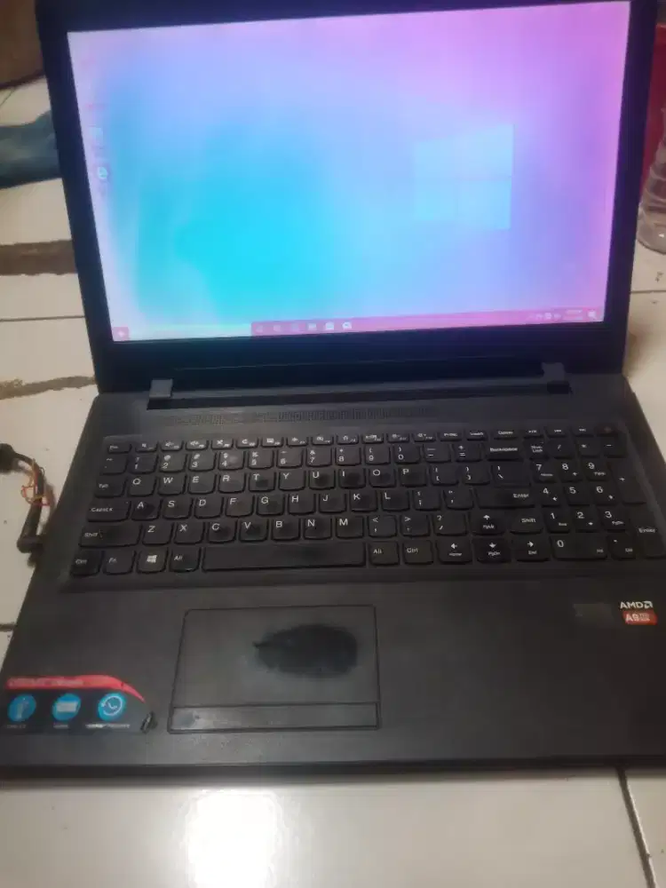 Laptop lenovo idealpad 110 amd A9 jual kondisi bgtu adanya