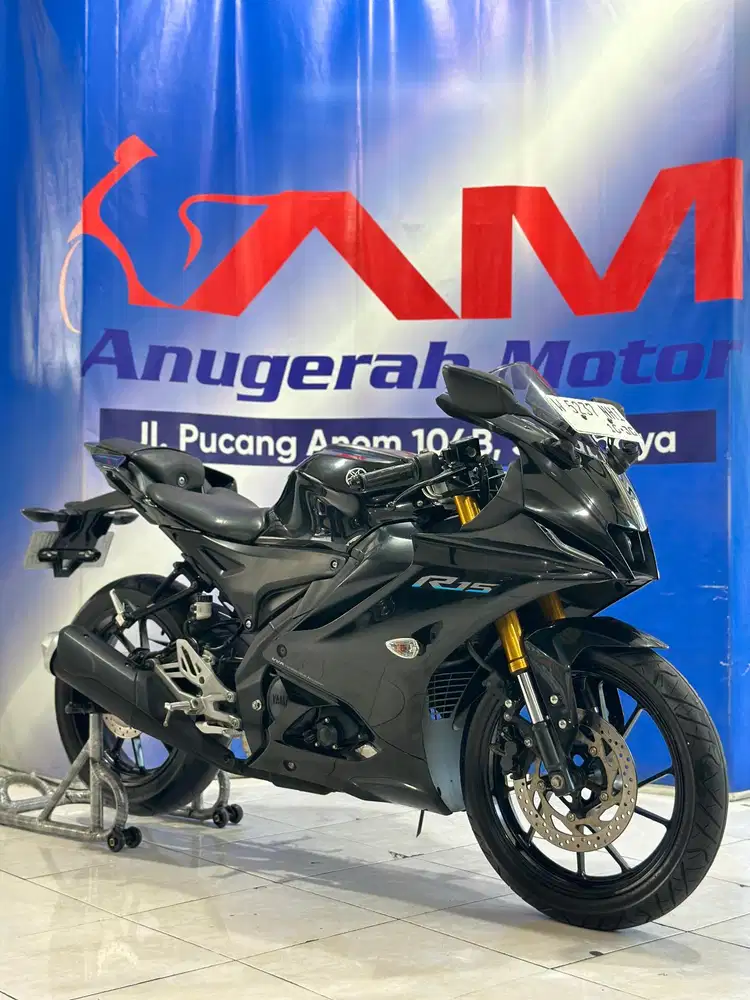 Yamaha R15 V4 Tahun 2022 warna Hitam bisa kredit