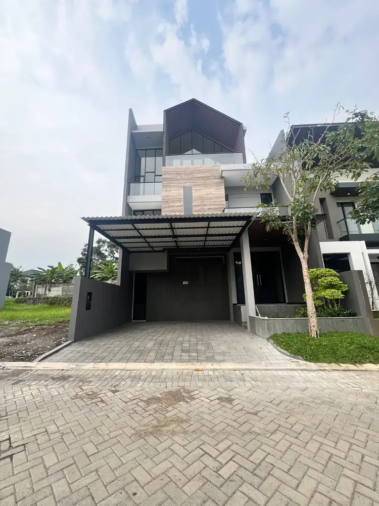 Dijual Rumah Baru Guess Modern Minimalis Woodland Citraland Surabaya