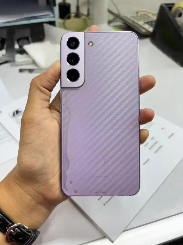 Di jual samsung s22 256 Gb