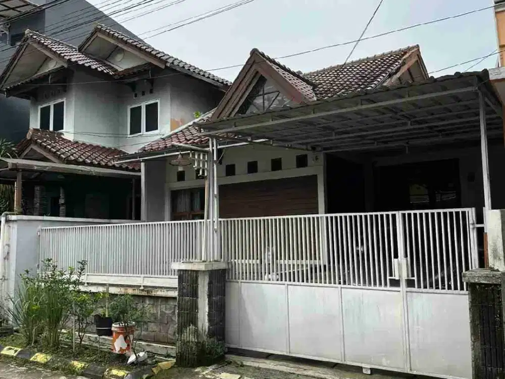 TURUN HARGA, RUMAH NYAMAN DAN TEMPAT DIDALAM KOMPLEK PASTEUR BANDUNG