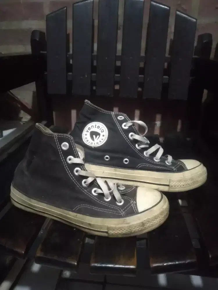 Sepatu ventela clasic